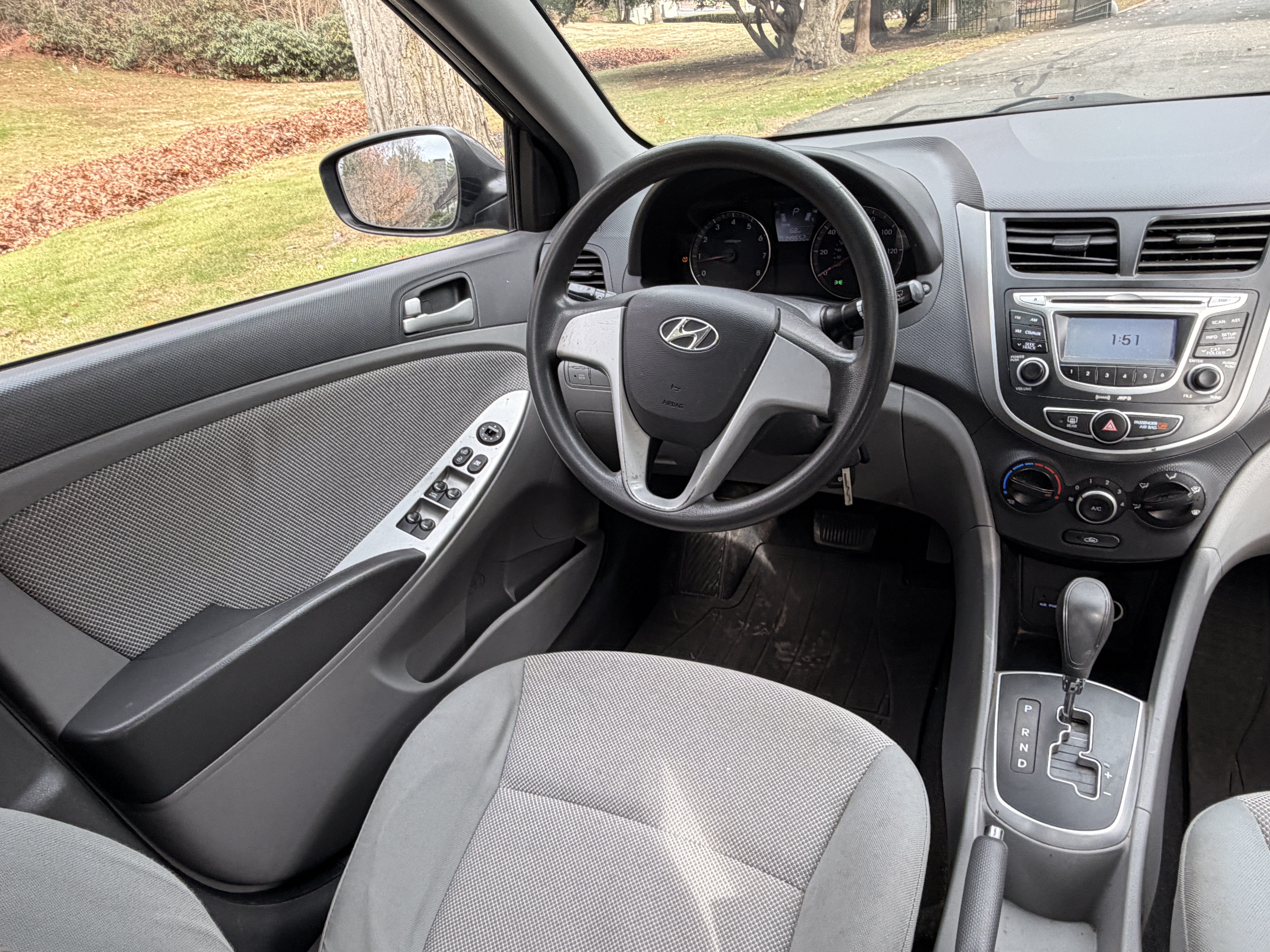 2013 Hyundai Accent GLS FWD - Clean, Maintained and Reliable 4D Sedan — photo 20